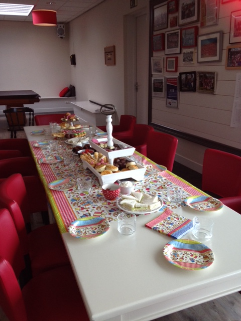 HVS F1 - HighTea 