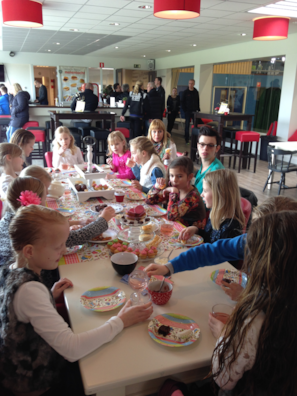 2015-03-22 F1 HighTea-4